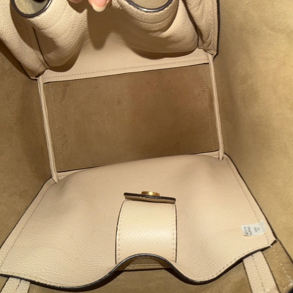 Tory Burch EUC Cream Leather Tote Bag - Picture 4 of 17